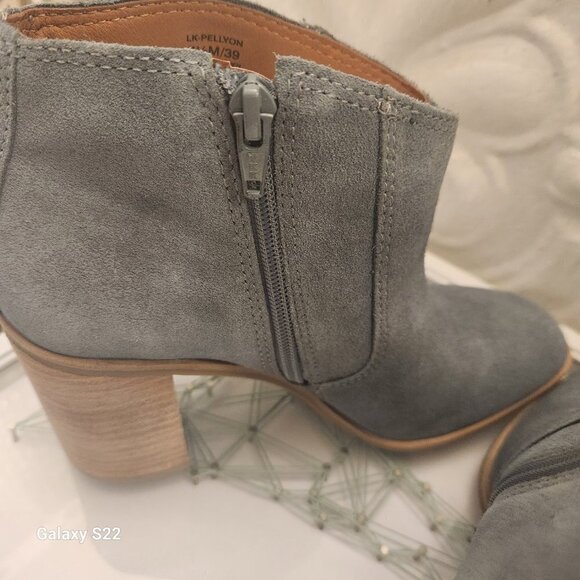 Lucky Brand "Pellyon" Grey/Blue Leather Booties. NWT. Size 8.5 - Picture 10 of 12